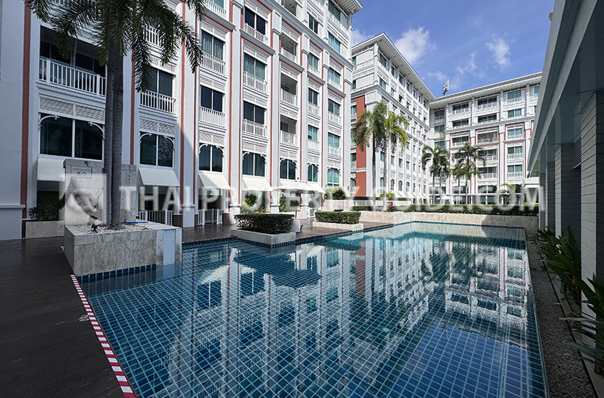 Condominium in Rama 9 